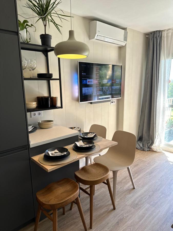 Minerva Estudio Suite La Biznaga , Beach And Pool בנאלמדנה מראה חיצוני תמונה