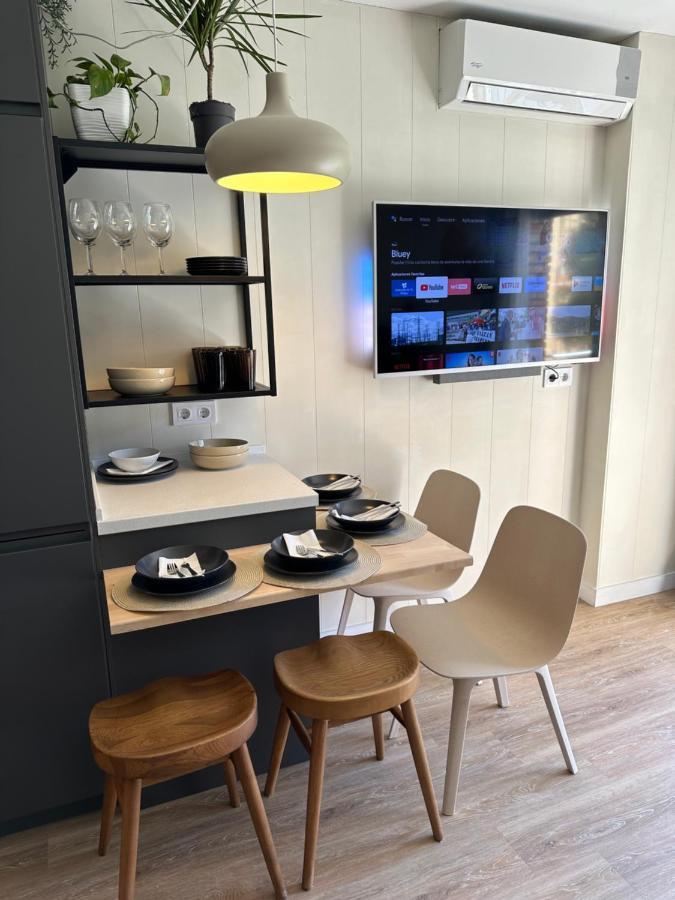 Minerva Estudio Suite La Biznaga , Beach And Pool בנאלמדנה מראה חיצוני תמונה